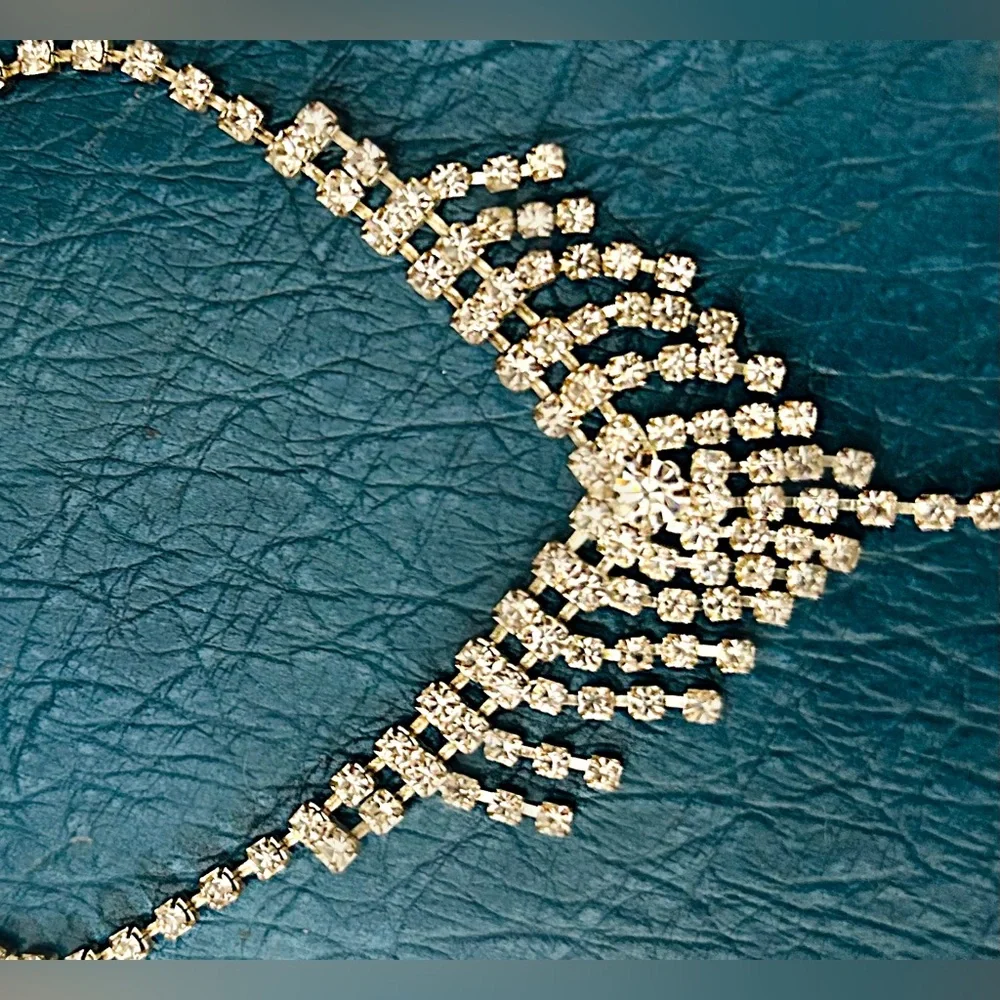 Rhinestone Fringe Necklace - Women Jewelry - Picture 7 of 8